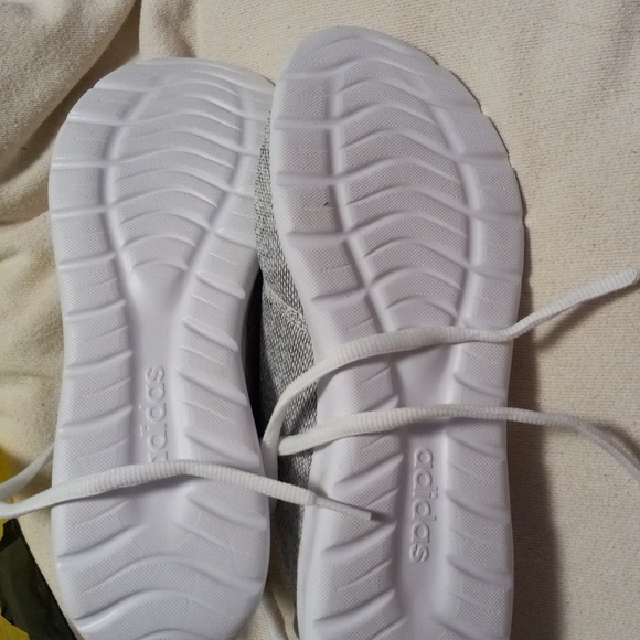 Adidas Women's Cloudfoam Shoes Black and White Size 9.5 - Picture 3 of 4